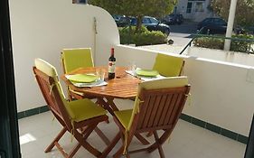 Charming Beachside Apartment- The Perfect Getaway!